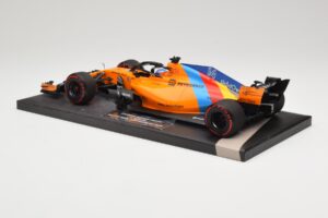 McLaren MCL33 Renault #14 F. Alonso Last F1 Race Abu Dhabi GP 2018 Minichamps 1:18 537183914 Metal - imagem 5 de 6