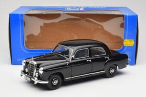 Mercedes 180 W120 Ponton Preto Revell 1:18 08973 Metal - imagem 8 de 8