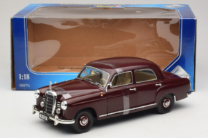 Mercedes 180 Ponton Vermelho Escuro Revell 1:18 08876 Metal - imagem 6 de 6