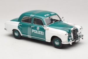 Mercedes 180 Ponton Polizei Revell 1:18 8863 Metal - imagem 4 de 6