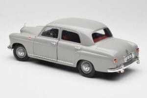 Mercedes 180 W120 Ponton Graphite Grey Revell 1:18 08974 Metal - imagem 7 de 8
