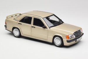 Mercedes 190E W201 2.3-16 Smoke Silver Metallic Norev 1:18 183831 Metal - imagem 6 de 8