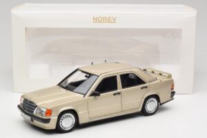 Mercedes 190E W201 2.3-16 Smoke Silver Metallic Norev 1:18 183831 Metal - imagem 8 de 8