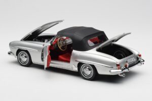 Mercedes 190 SL W121 Prateado Norev 1:18 B660640604 Metal - imagem 5 de 8