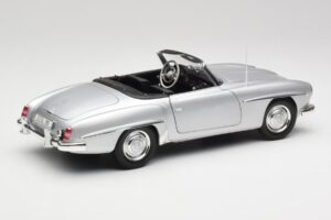 Mercedes 190 SL W121 Prata Cinzento Minichamps 1:18 100037031 Metal - imagem 3 de 8