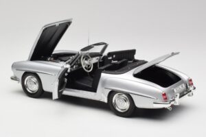 Mercedes 190 SL W121 Prata Cinzento Minichamps 1:18 100037031 Metal - imagem 5 de 8