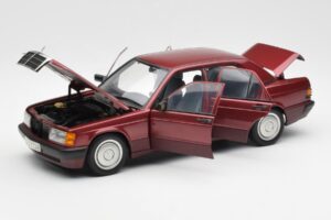 Mercedes 190E W201 2.0 Vermelho Dealer Edition AUTOart 1:18 B66040383 Metal - imagem 2 de 8