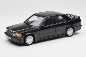 Mercedes 190E 2.3-16 W201 Preto Edição Dealer Norev 1:18 B66040663 Metal
