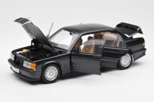 Mercedes 190E 2.3-16 W201 Azul Negro Metallic AUTOart 1:18 76122 Metal - imagem 2 de 8