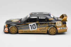 Mercedes 190E 2.5-16 EVO II W201 #10 Zung Fu N. Amorim Guia Race Macau 1991 Minichamps 1:18 155913610 Metal - imagem 5 de 6