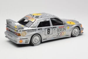 Mercedes 190E 2.5-16 EVO II W201 #8 Zung Fu E. Lohr Guia Race Macau 1992 Minichamps 1:18 155923608 Metal - imagem 3 de 6