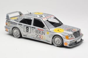 Mercedes 190E 2.5-16 EVO II W201 #9 Zung Fu K. Ludwig Guia Race Macau 1992 Minichamps 1:18 155923609 Metal - imagem 2 de 6