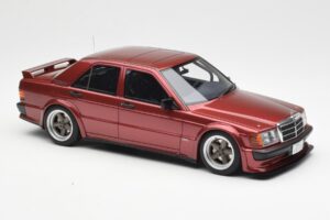 Mercedes 190E 2.5-16 W201 RAUH-Welt Republik Vermelho Otto 1:18 OT1083 Resina - imagem 4 de 6