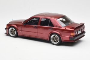 Mercedes 190E 2.5-16 W201 RAUH-Welt Republik Vermelho Otto 1:18 OT1083 Resina - imagem 5 de 6
