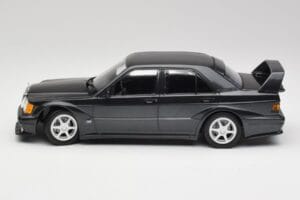 Mercedes 190E W201 2.5-16 EVO 2 Preto Metallic Minichamps 1:18 155036100 Metal - imagem 3 de 6