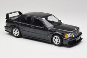 Mercedes 190E W201 2.5-16 EVO 2 Preto Metallic Minichamps 1:18 155036100 Metal - imagem 4 de 6