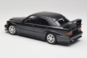 Mercedes 190E W201 2.5-16 EVO 2 Preto Metallic Minichamps 1:18 155036100 Metal - imagem 5 de 6
