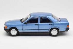 Mercedes 190E W201 Diamond Azul Edição Dealer Norev 1:18 B66040661 Metal - imagem 4 de 8