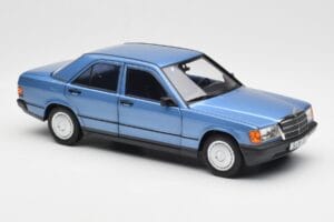 Mercedes 190E W201 Diamond Azul Edição Dealer Norev 1:18 B66040661 Metal - imagem 6 de 8