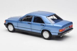 Mercedes 190E W201 Diamond Azul Edição Dealer Norev 1:18 B66040661 Metal - imagem 7 de 8