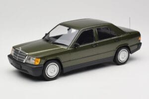 Mercedes 190E W201 Verde Metálico Minichamps 1:18 155037001 Metal
