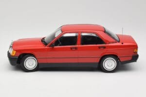 Mercedes 190E W201 Vermelho Minichamps 1:18 155037000 Metal - imagem 3 de 6