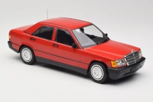 Mercedes 190E W201 Vermelho Minichamps 1:18 155037000 Metal - imagem 4 de 6