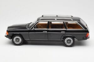 Mercedes 200 T S123 Preto Norev 1:18 183735 Metal - imagem 4 de 8