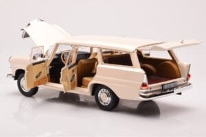 Mercedes 200 Universal W110 Creme Norev 1:18 183709 Metal - imagem 5 de 8