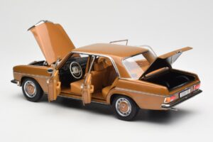 Mercedes 200 W115 Bycane Dourado Edição Dealer Norev 1:18 B66040665 Metal - imagem 5 de 8
