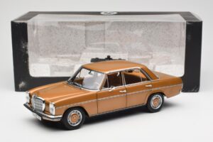 Mercedes 200 W115 Bycane Dourado Edição Dealer Norev 1:18 B66040665 Metal - imagem 8 de 8