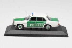 Mercedes 200 W115 Polícia Minichamps 1:43 400034090 Metal
