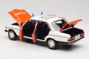Mercedes 200 W123 Ambulância Branco Norev 1:18 183834 Metal - imagem 3 de 8