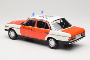 Mercedes 200 W123 Ambulância Branco Norev 1:18 183834 Metal - imagem 6 de 8