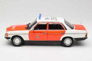 Mercedes 200 W123 Ambulância Branco Norev 1:18 183834 Metal - imagem 7 de 8