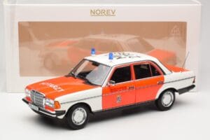 Mercedes 200 W123 Ambulância Branco Norev 1:18 183834 Metal - imagem 8 de 8