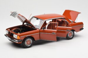 Mercedes 200 W123 English Vermelho Edição Dealer Norev 1:18 B66040653 Metal - imagem 2 de 8