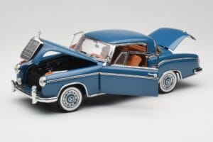 Mercedes 220 SE W128 Azul Sun Star 1:18 3561 Metal - imagem 2 de 8