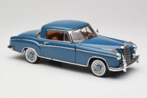 Mercedes 220 SE W128 Azul Sun Star 1:18 3561 Metal - imagem 6 de 8