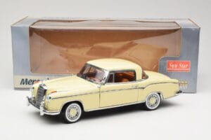Mercedes 220 SE W128 Coupe Bege Sun Star 1:18 3562 Metal - imagem 8 de 8