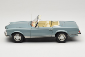 Mercedes 230 SL W113 Horizon Blue Norev 1:18 183992 Metal - imagem 4 de 9