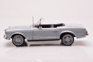 Mercedes 230 SL W113 Pagoda Cinzento Norev 1:18 183990 Metal - imagem 5 de 8