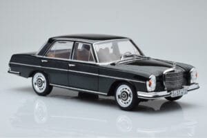 Mercedes 280 SE W108 Verde Norev 1:18 183935 Metal - imagem 6 de 8