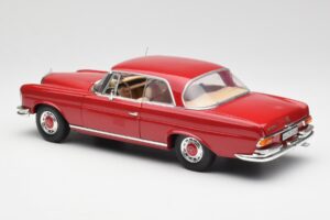 Mercedes 280 SE W108 Vermelho Norev 1:18 193527 Metal - imagem 7 de 8