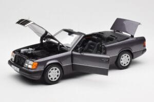 Mercedes 300 CE-24 W124 Cabriolet Violeta Metallic Norev 1:18 183567 Metal - imagem 2 de 10