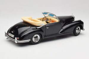 Mercedes 300 S W188 Cabriolet Preto Tchibo 1:18 36782 Metal - imagem 3 de 8