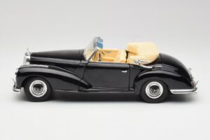 Mercedes 300 S W188 Cabriolet Preto Tchibo 1:18 36782 Metal - imagem 4 de 8