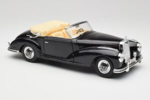 Mercedes 300 S W188 Cabriolet Preto Tchibo 1:18 36782 Metal - imagem 6 de 8