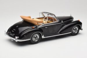 Mercedes 300 SC W188 Cabriolet Preto KK-Scale 1:18 KKDC180941 Metal - imagem 2 de 6
