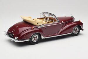 Mercedes 300 SC W188 Cabriolet Vermelho Escuro KK-Scale 1:18 KKDC180942 Metal - imagem 2 de 6